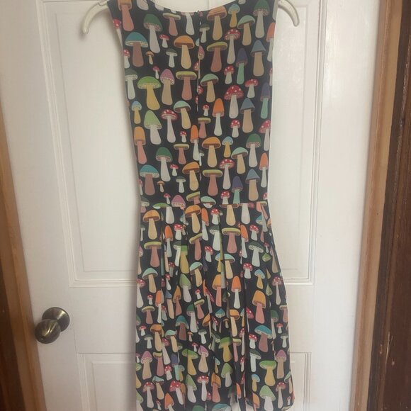 La Soul Mushroom Sleeveless Fit & Flare Dress  - S - Picture 2 of 4